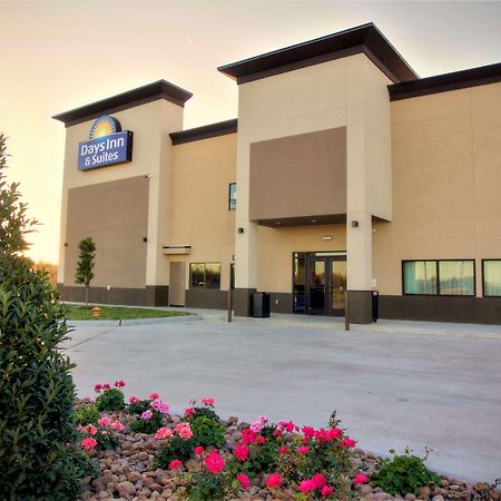 Days Inn & Suites By Wyndham Port Arthur Esterno foto