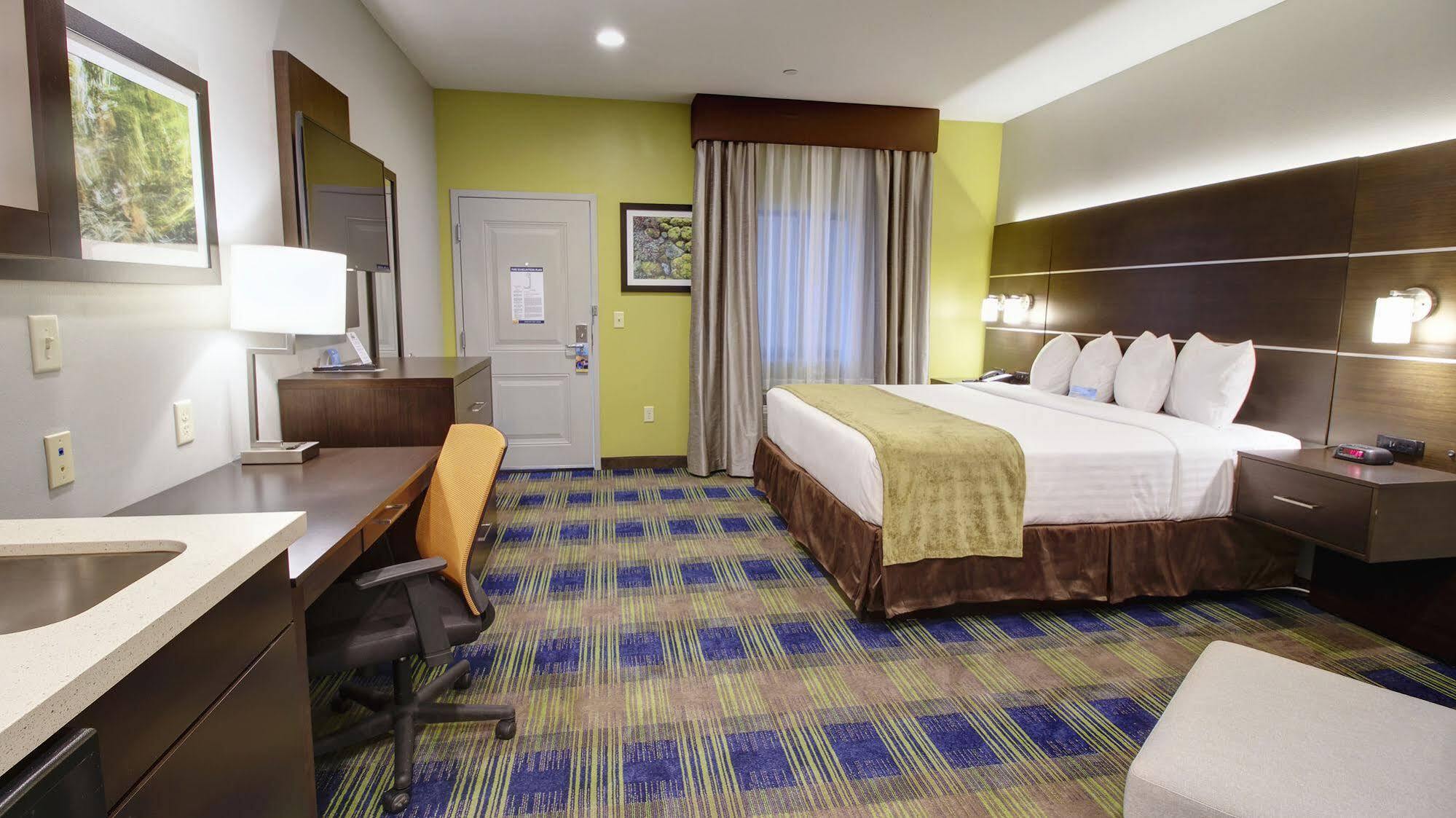 Days Inn & Suites By Wyndham Port Arthur Esterno foto
